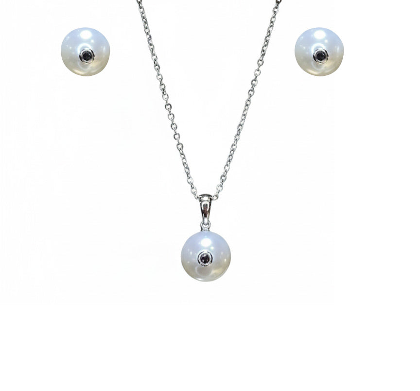 Juego de Gargantilla y Aretes